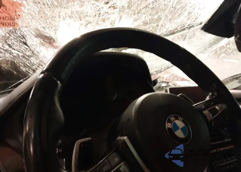 2015 BMW X6 xDrive50I z USA, uszkodzony, nr VIN 5UXKU6C50F0F93974